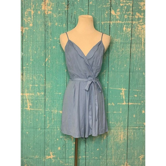 Trixxi Blue Ruffle Sleeveless Short Romper Size XS NWT - Picture 6 of 9